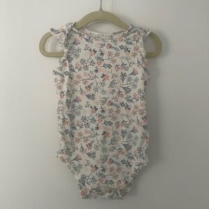 Max studio baby floral summer onesie frill sleeve snap button size 18 months